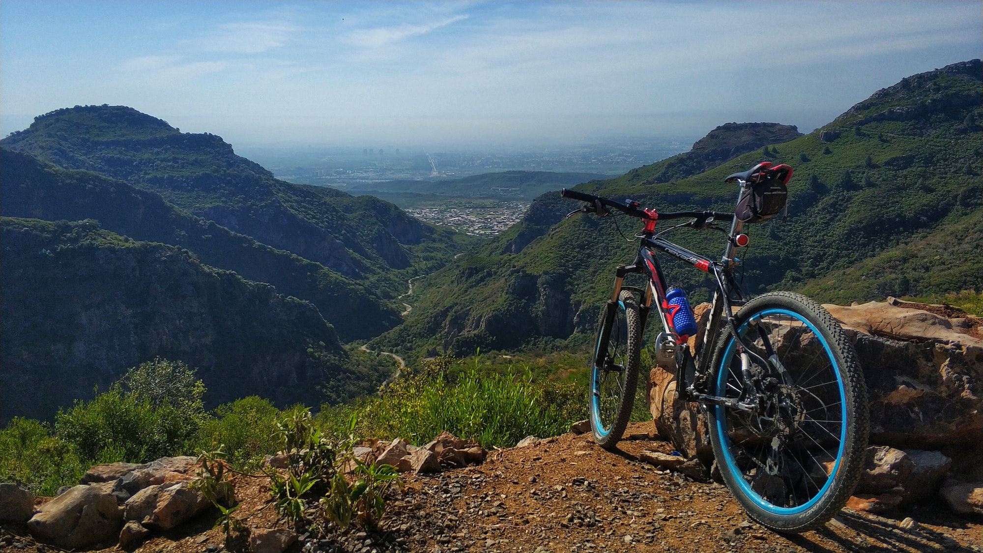 mountain bike gadgets and tech